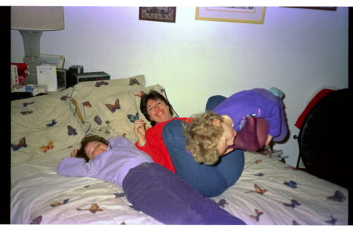 85RachaelDJNeenNYCbed 1