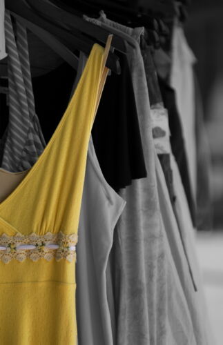 KAU ZZZ HI01 10 HawaiiYellowDress